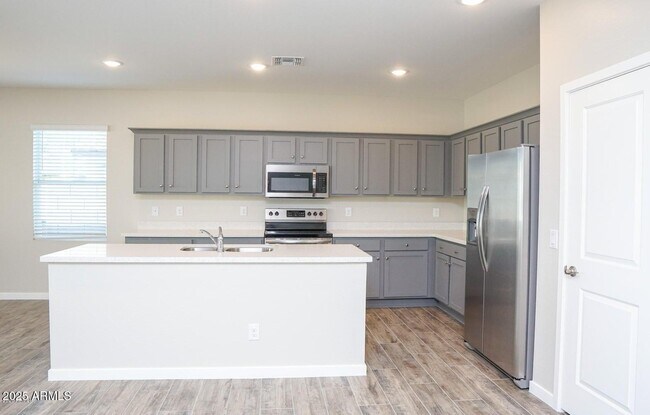 Photo - 15835 N 65th Ave