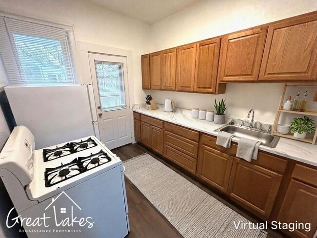 Photo - Beautiful 2 Bedroom 1 Bathroom now available for rent Unidad 2