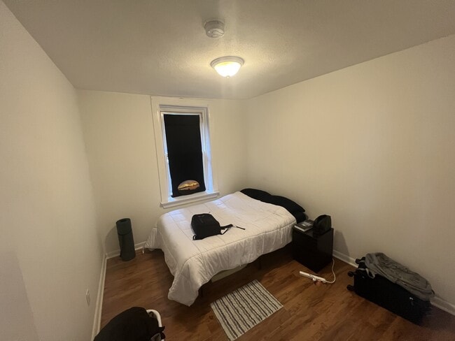 Building Photo - 145 Endicott St Unit 9