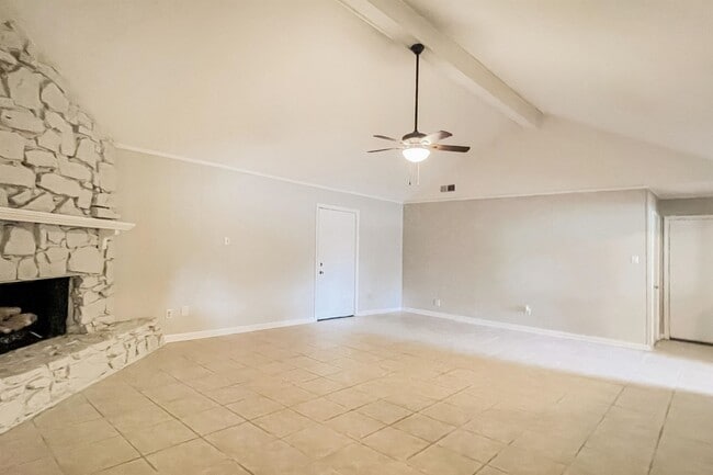 Photo - 4290 Park Forest Dr