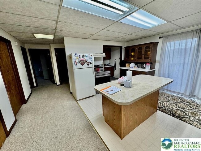 Photo - 1121 Pohopoco Dr