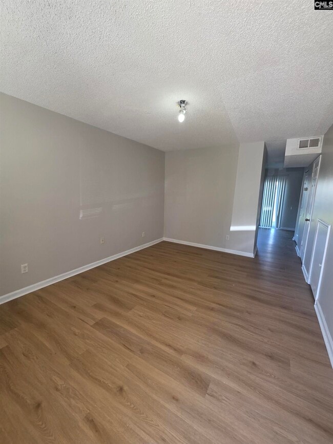 Photo - 1918 Jessamine Rd