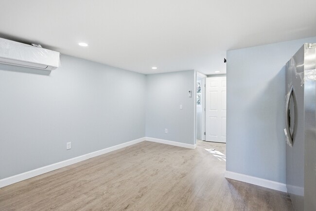 Photo - 4917 Moreland Heights Ln