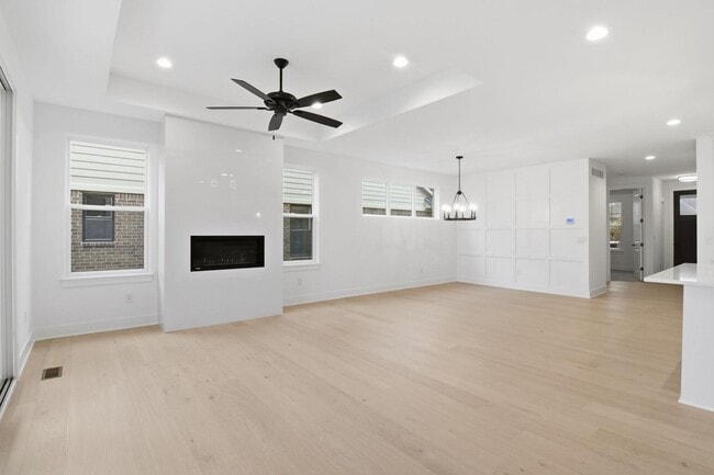 Photo - 5980 Willow Grove