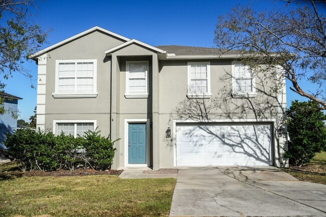 Building Photo - SPACIOUS 4 BEDROOM 2.5 BATH TWO STORY CLERMONT HOME