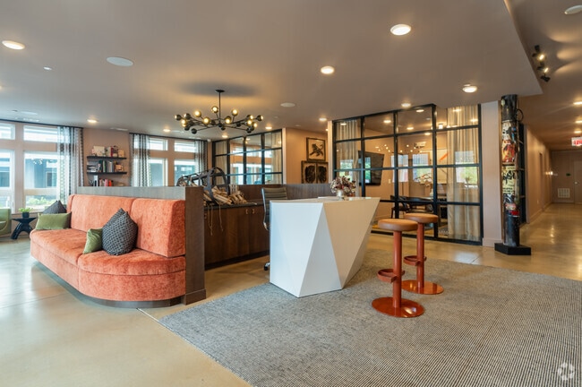 Leasing Office