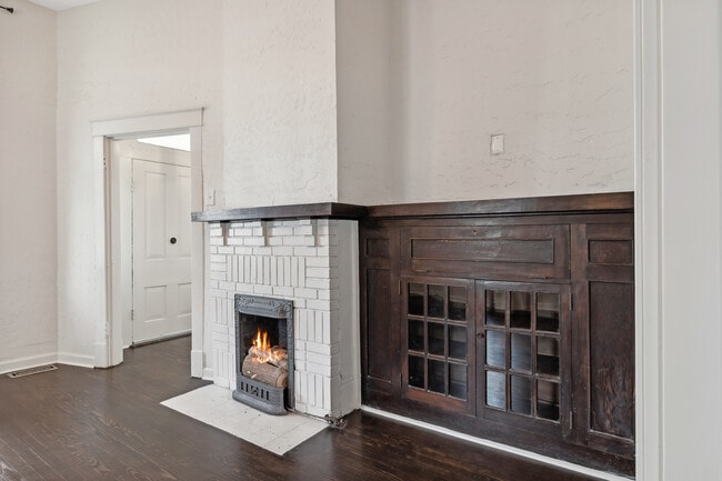 Photo - 1010 S High St