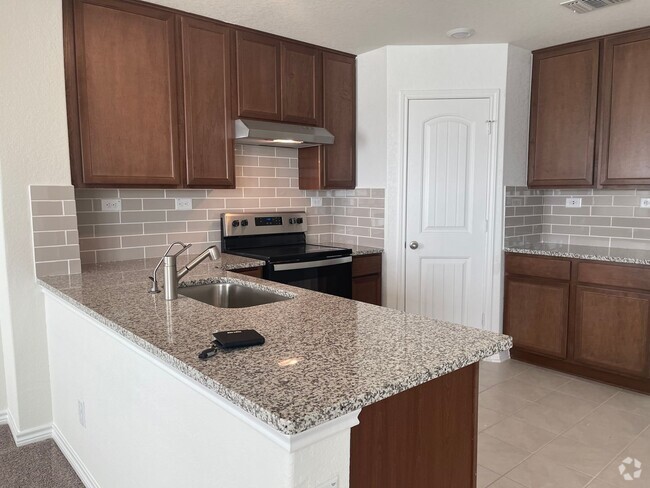 Building Photo - 11732 Red Pheasant Rental