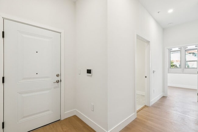 Entryway - The Bellmere