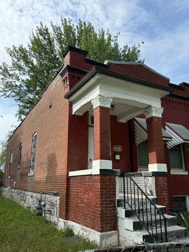 Photo - 5457 Geraldine Ave