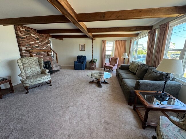 Photo - 72 Oceanside Dr