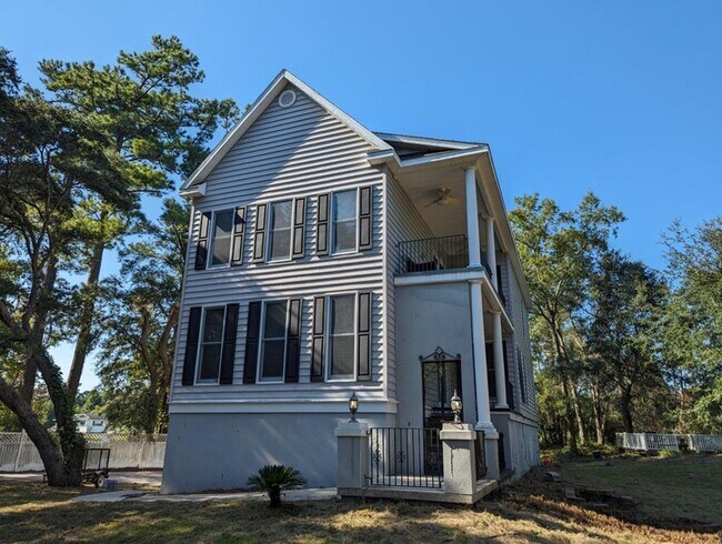 Photo - Private Crabbing Dock