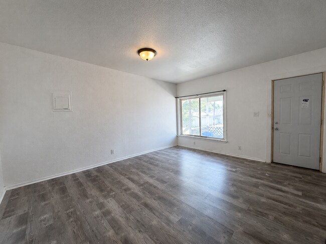 620 Lake Ave W Unit 2
