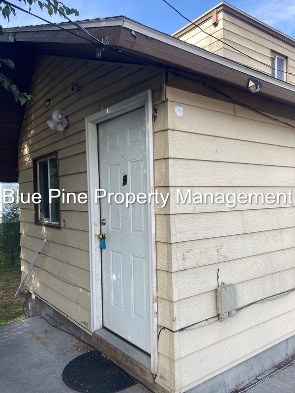 Photo - 440 Walnut St Unit 9