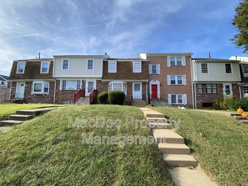 Photo - 1105 James Madison Cir Townhome