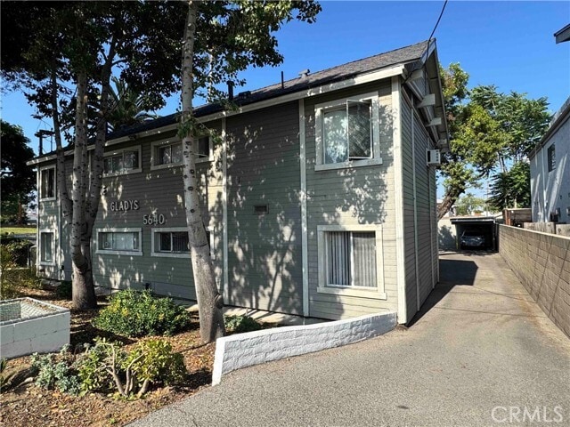 Photo - 5640 S Gladys Ave Apartment Unit A