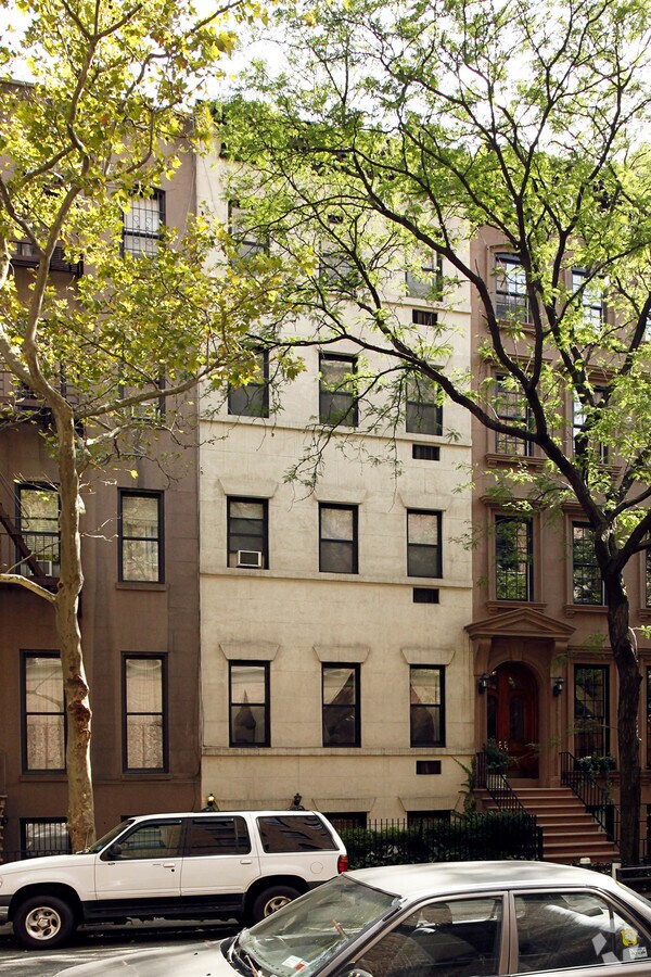 Photo - 231 East 31st Street