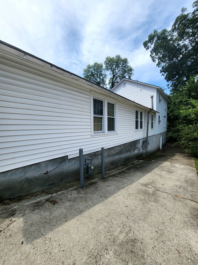 Photo - 1206 Francis St NW Unit 4