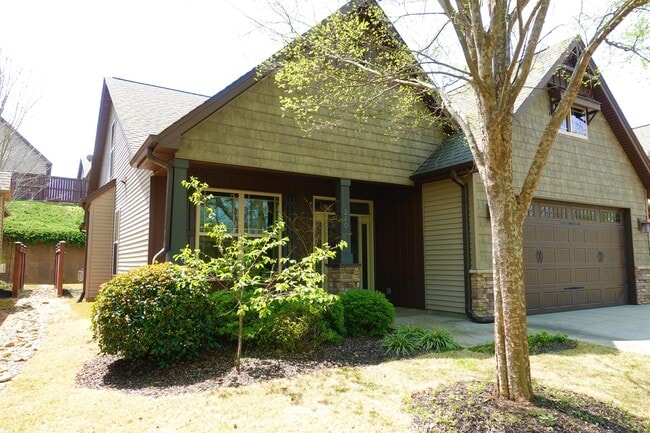 Photo - 210 Windthistle Dr