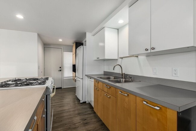 Photo - Two Bedroom Townhome in Garfield District!