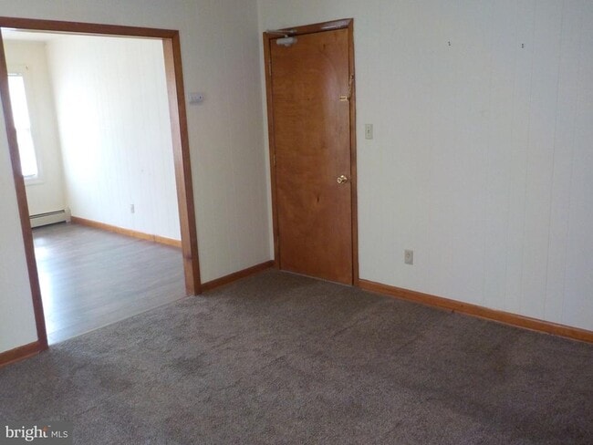 3 Oak St Unit 2
