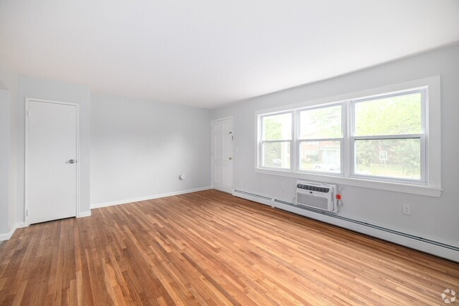 Living Area - Pinewood Apartments