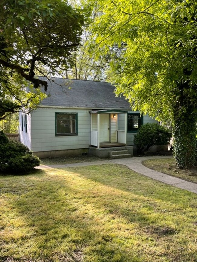 Multnomah Village-Home For Rent! - Multnomah Village-Home For Rent!