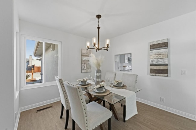 Photo - 73 Grandwell Way