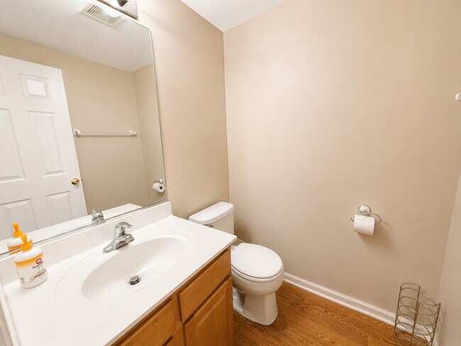 Photo - 505 Cary Woods Cir