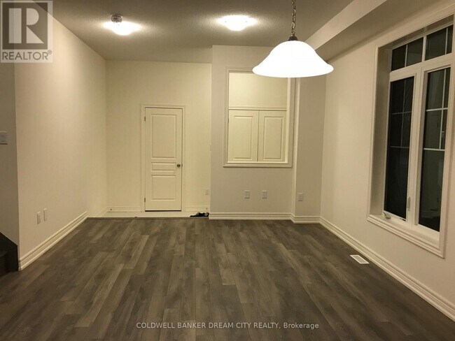 Photo - 360 Robert Parkinson Dr