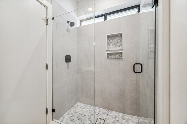 Photo - 4427 Eigel St