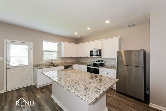 Photo - 1931 Hialeah Dr