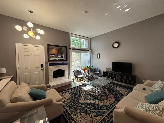 Photo - 255 North Rd