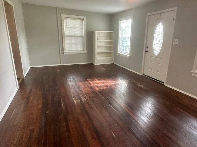 Photo - 1008 Peak St