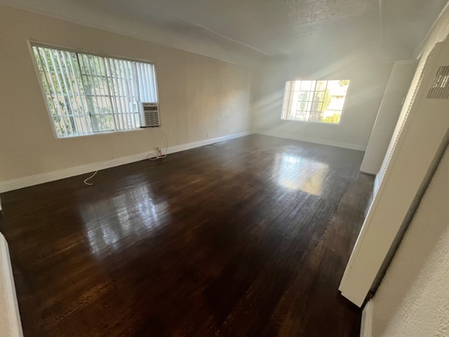 Photo - 227 S Gale Dr Unit 2