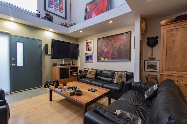 Photo - 2144 Ashland Ave Unidad 3