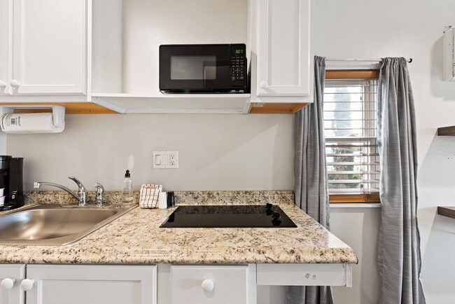 110 Eglin Pkwy SE Unidad SI ID1502058P