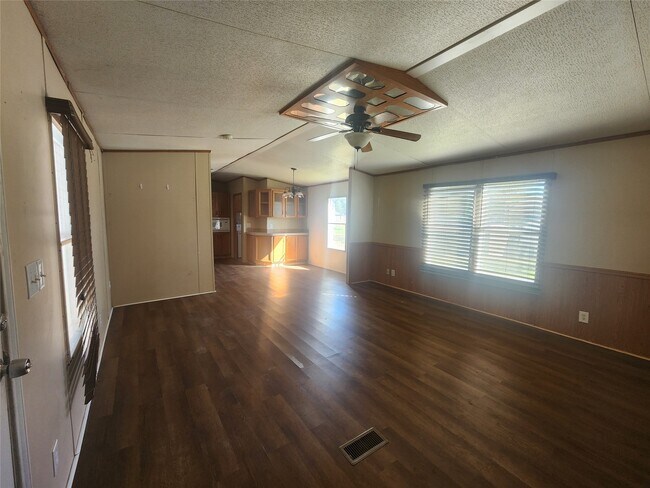 Photo - 21337 W Knox Dr