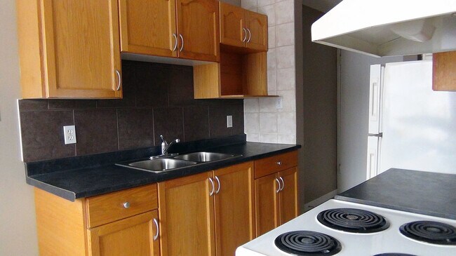 Photo - Hansen House