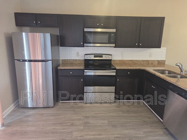 Photo - 4109 George Buchanan