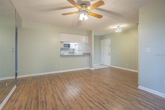 Photo - 3002 W Cleveland St Unit D11