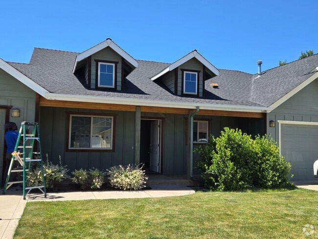 Building Photo - Adorable duplex in Golf Course Community, ... Rental