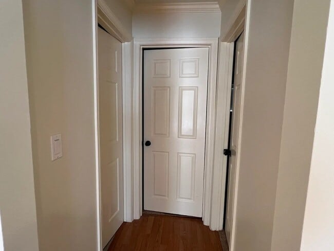 625 E Cypress Ave Unit B