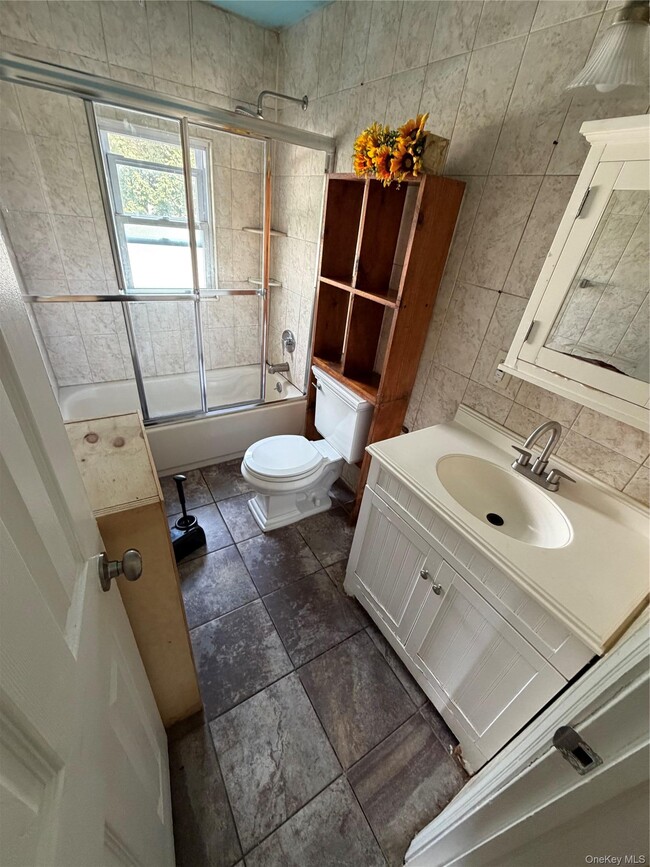 Photo - 10 Fiske Pl