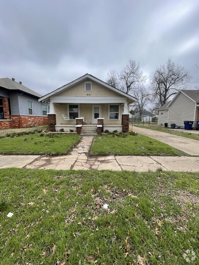 Building Photo - Remodeled 2b 1b in El Reno Rental