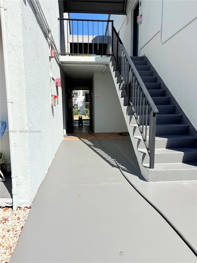 Photo - 7140 NW 179th St Unit 107