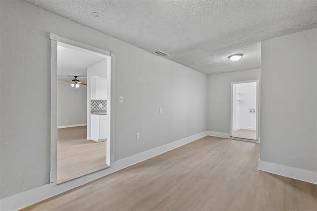 Photo - 805 N Shore Dr