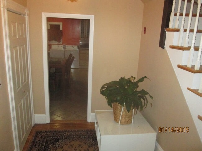 Building Photo - 00 Mountain Unit 0