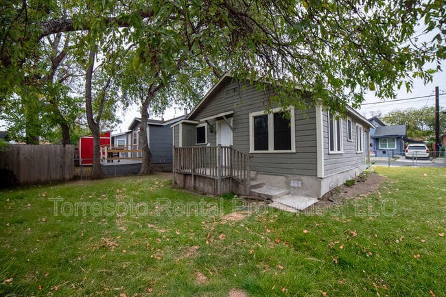 Photo - 1946 Nolan St