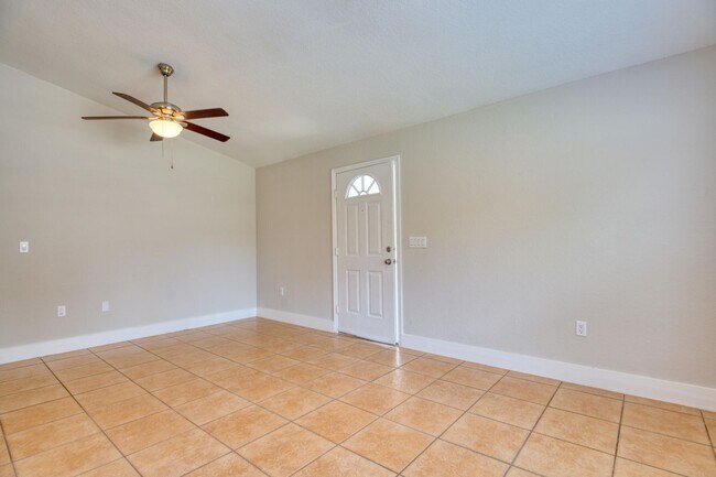 Photo - The Piquette Apartments | 3 Bedroom Apartments in Silver Springs, FL